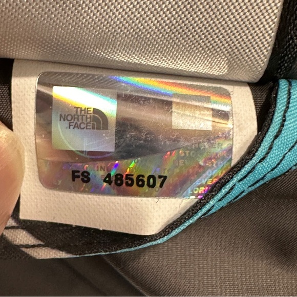 The North Face Hyvent Heatseeker coat, girls size XL (18), Spiral Light, puffer - Picture 15 of 16